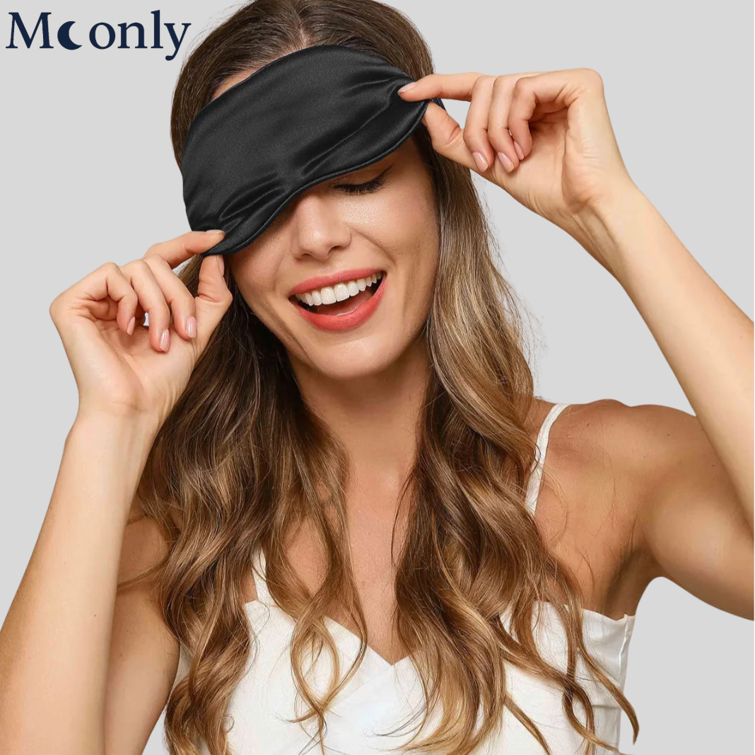 Moonly - Silk Sleep Mask